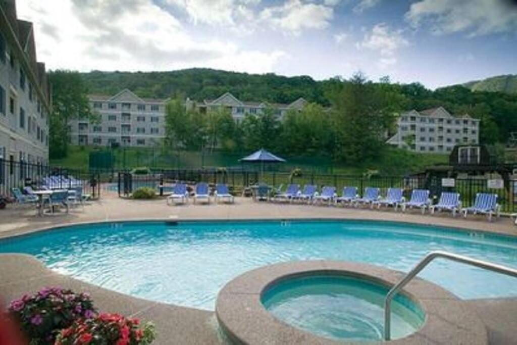 Ski On Off 1Br Suite 1St Flr Sleeps 4 Jiminy Peak Hancock Extérieur photo